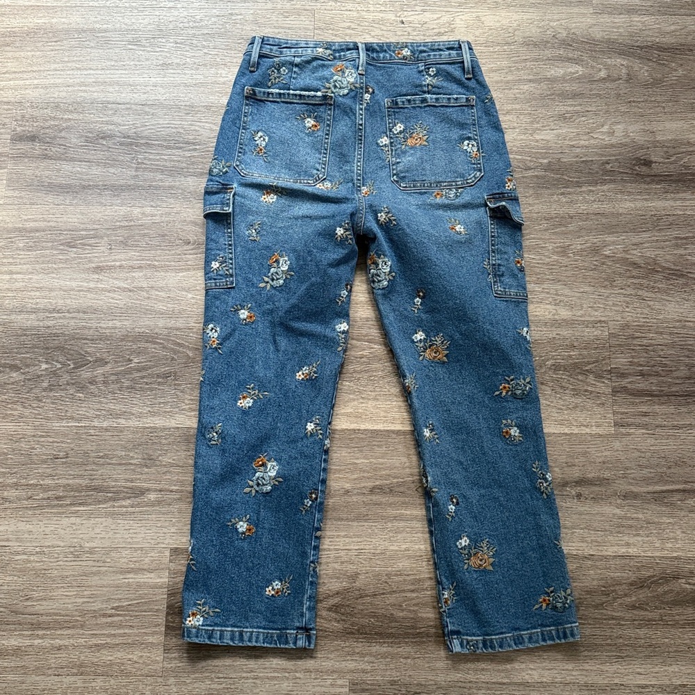 DRIFTWOOD Blue Floral Embroidered Cropped Jeans Royce Straight Leg Cargo Denim - Picture 4 of 7